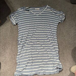 Zenana Outfitters Navy and Cream Striped Tee